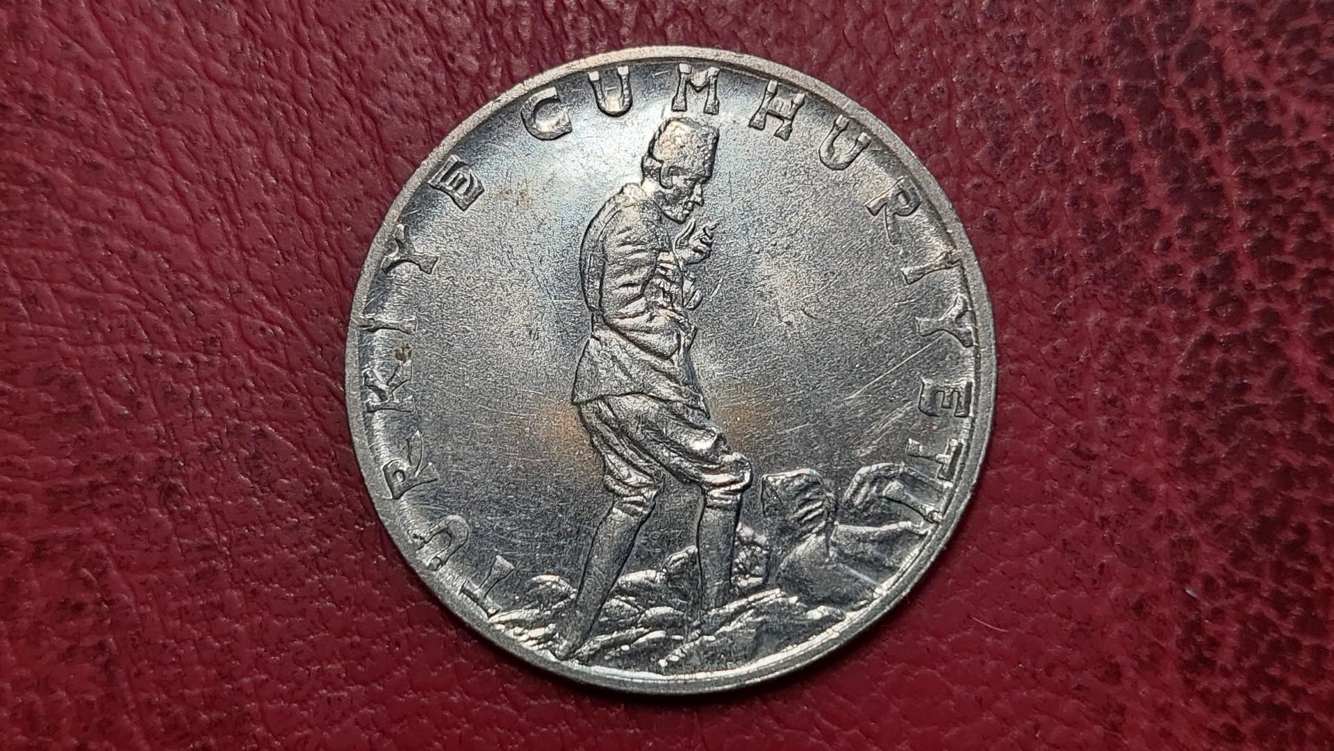 Turkija 2½ liros, 1980 KM# 893.2
